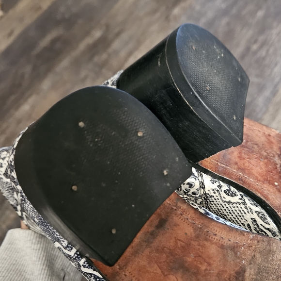 Nana industrial strength vintage snake print boots - Picture 3 of 7